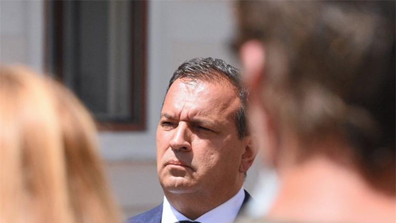 Ministar zdravstva Beroš najavio nove mjere i pojačani nadzor radi sprečavanja širenja virusa Covid-19